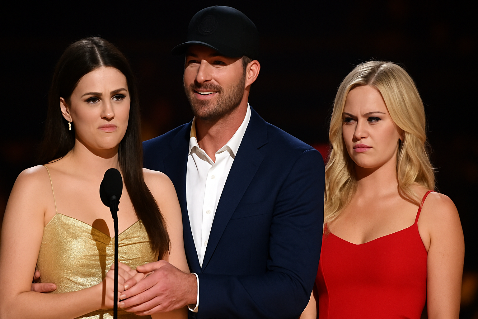 Fans React to Ella Langley and Riley Green’s On-Stage Moment